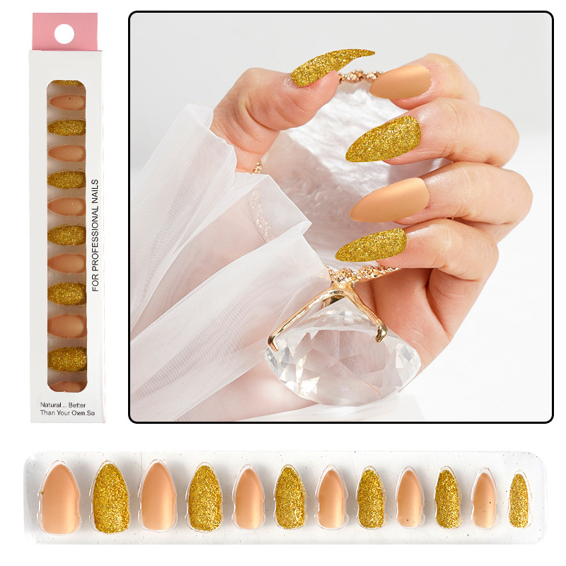 Celebrity en línea desgaste clavo falso clavo puntiagudo salto color clavo pieza terminado parche falso clavo parche al por mayor