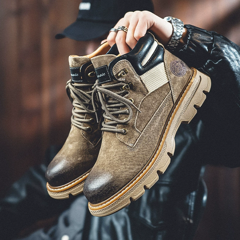 2023 осенне-зимние новые ботинки Martin первого слоя из свиной кожи Внутренняя высота универсальные короткие сапоги в стиле ретро на толстой подошве кожаные ботинки из ревеня мужские