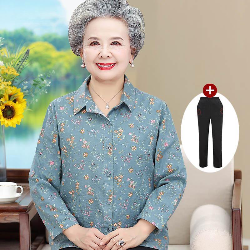 おばあさんは春と秋の純綿の長袖のシャツの中でお年寄りの秋の服の女性の洋風のお母さんの薄いコートのおばあさんの服を詰めます。|undefined