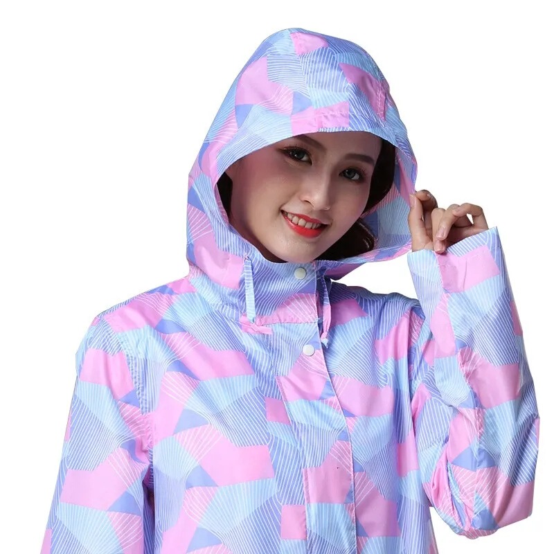 Fashionable Long Jacket Polyester Waterproof Raincoat Adult Women's Lightweight Portable Outdoor Raincoat with Storage Bag