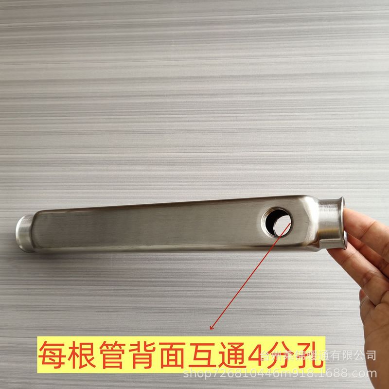 304ステンレスの新型分水器の1インチの主管は4分10センチの間隔の内糸の穴を厚くして研磨します。|undefined
