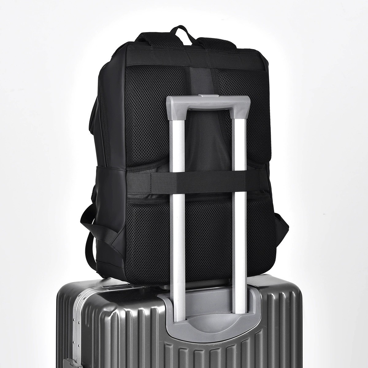 Water repellent universal suitcase, capacious equipment bag, one-shoulder bag for leisure, worn on the shoulder