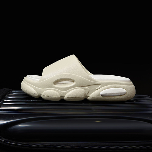 Thick-soled sandals for couples, men's summer outer wear, super soft and poop-stomping, fashionable and versatile, indoor and home,  new style for women