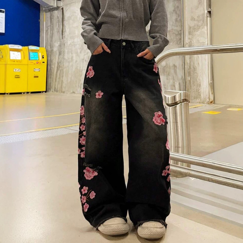 Cross-Border Foreign Trade American Retro Hip-Hop Personalized Street Style Floral Embroidery Washed Vintage Jeans Trendy and Versatile Cross-Border Foreign Trade American Retro Hip-Hop Personalized Street Style Floral Embroidery Washed Vintage Jeans Trendy and Versatile