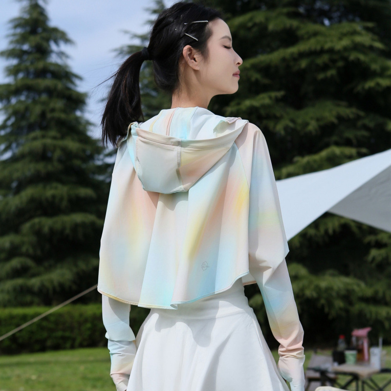 2024 verano nueva ropa de mujer seda delgada transpirable anti-UV abrigo corto fábrica de suministro de comercio al por mayor