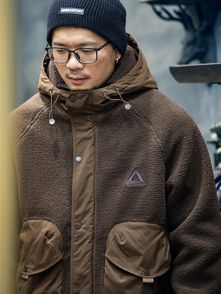 Abrigo con capucha de lana de cordero de invierno de los hombres de la marca de moda suelta abrigo de algodón cálido acolchado de los hombres de moda americana casual abrigo de algodón acolchado de los hombres