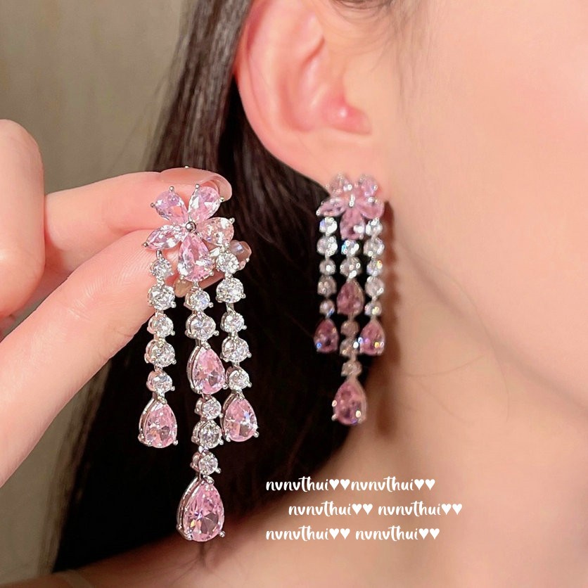 Earrings drop-shaped, flowered