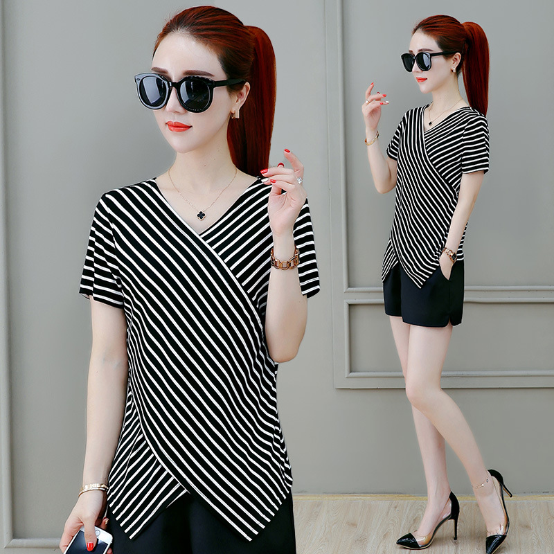 短袖条纹t恤女夏季新款修身显瘦V领上衣时尚拼接短袖打底衫女潮