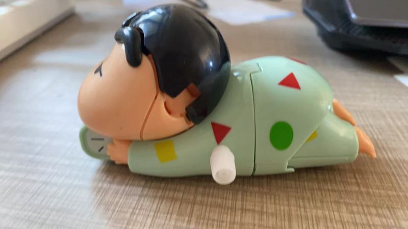 クレヨンしんちゃん ダイナミック 生きて起きたくない 可動トレンドシリーズ おもちゃ 開閉式おもちゃ オーナメント 人形 ギフト|undefined