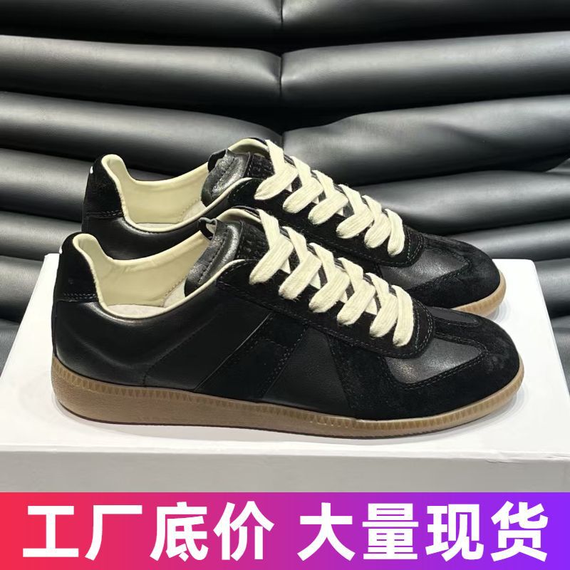 Genuine soft leather high-quality vintage cowhide German training shoes, couple's style, unisex white Forrest Gump training sneakers, in stock Genuine soft leather high-quality vintage cowhide German training shoes, couple's style, unisex white Forrest Gump training sneakers, in stock