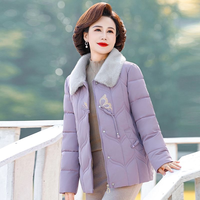 연한 보라색