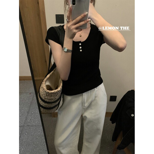 Wholesale summer round neck slim fit knitted women's T-shirt