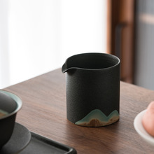 日式粗陶簡約公道杯手繪遠山陶瓷分茶器家用茶海勻杯功夫茶具配件