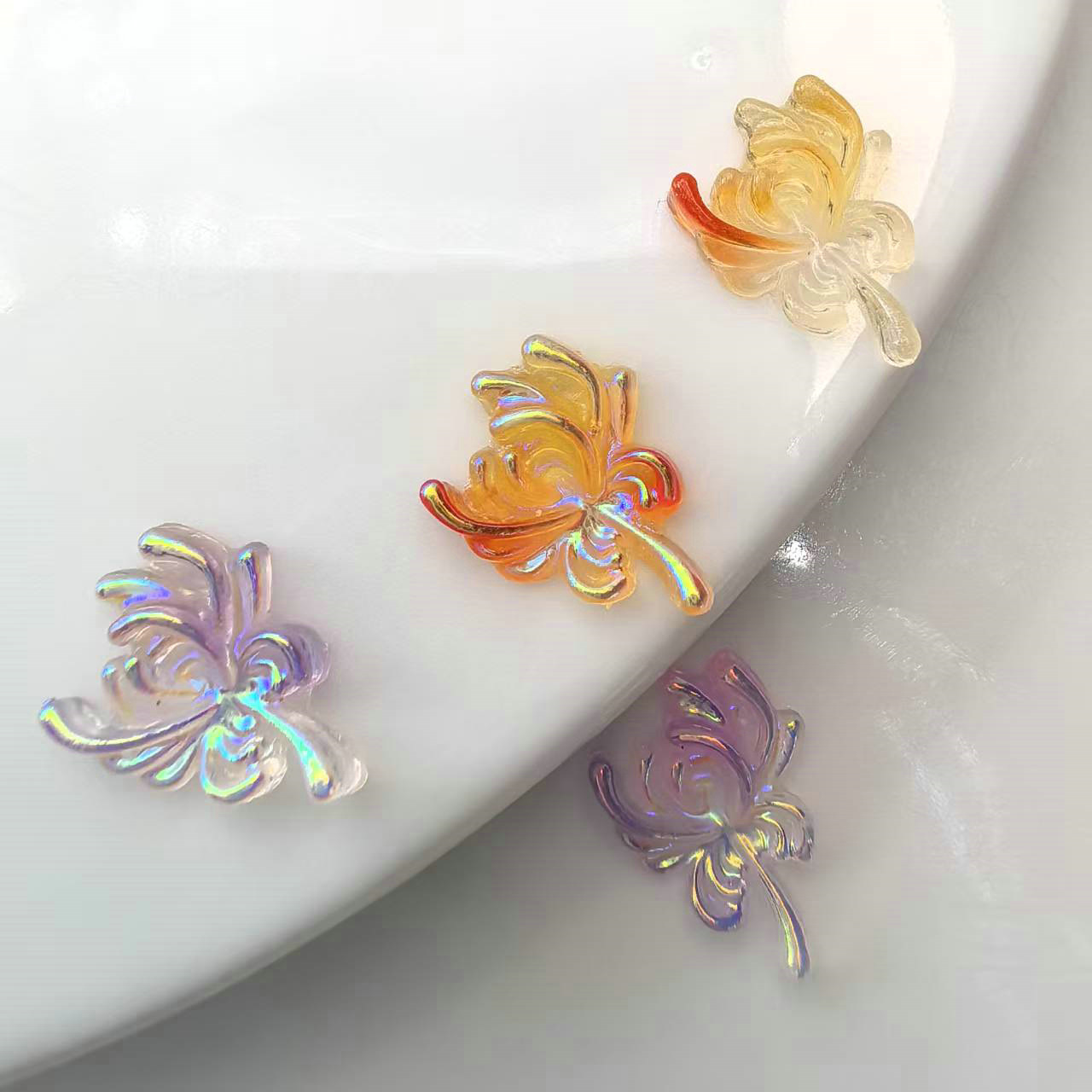 夜光彼岸花美甲饰品迷你树脂小配件耳钉diy饰品配件批发000