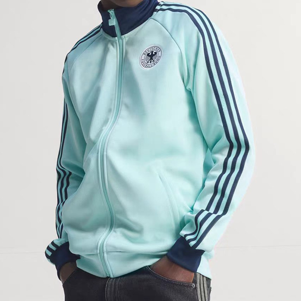 Adidas Trefoil Stand Collar Sports Jacket for Men, New Autumn Model with Three-Stripe Embroidery, Loose Casual Cardigan