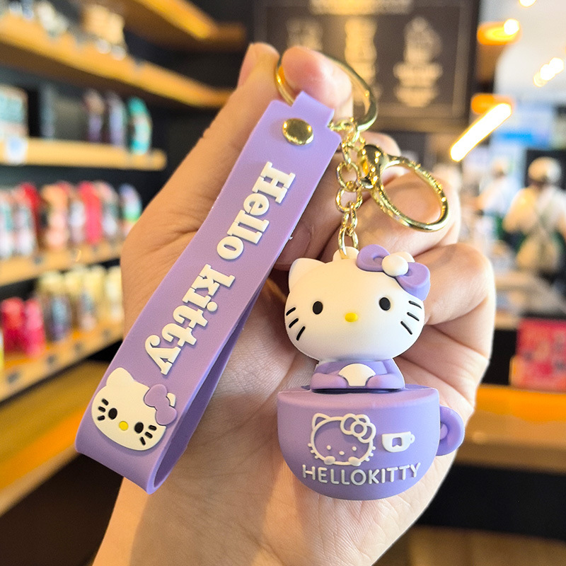 El llavero de Sanrio llavero, la muñeca colgante, la máquina de muñecas, tuiteó un pequeño regalo de menos de 10 yuanes.