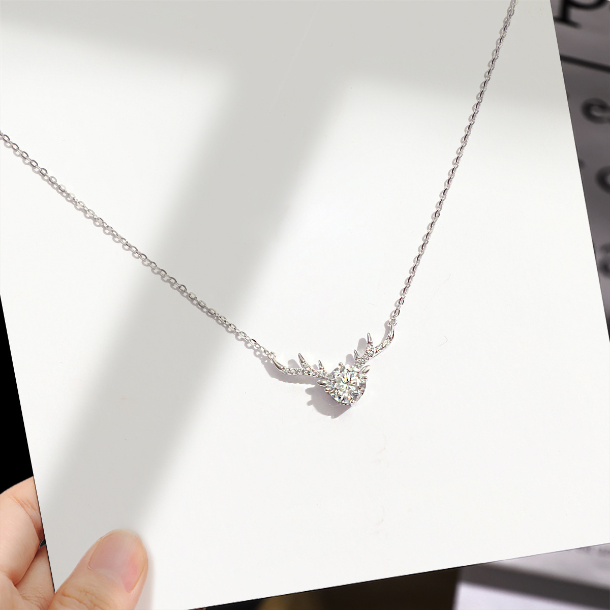 Yilu Youyou 925 Silver Necklace Versatile for Women, Light Luxury, Simple Design, Clavicle Chain, Elegant, Gift for Girlfriend