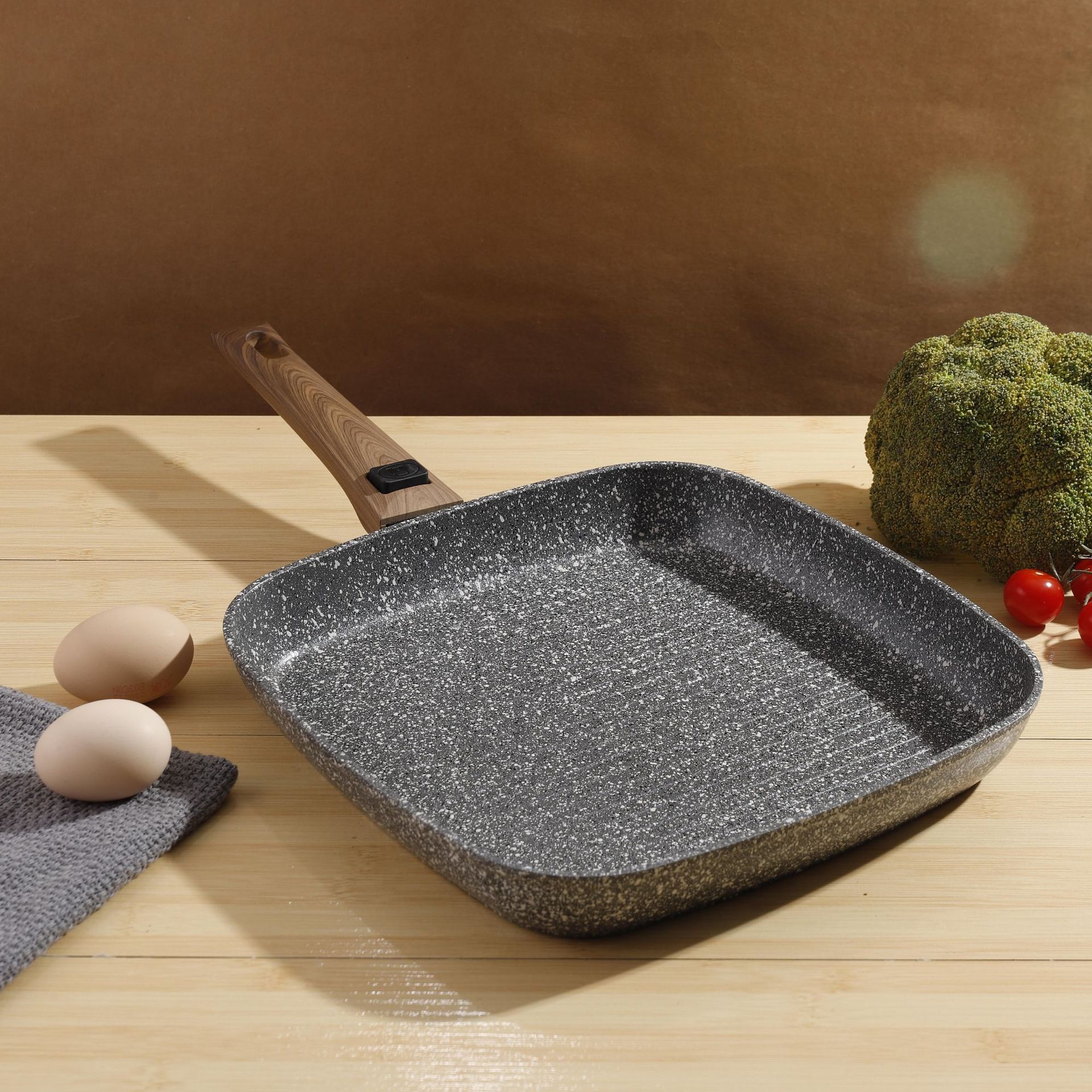 Yipin hongde maifan piedra sartén antiadherente hogar desayuno pan huevo filete sartén fábrica al por mayor