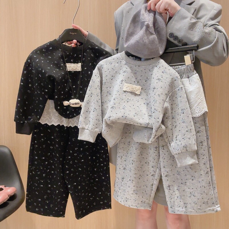 2026 Spring New Korean Style Girls' Baby and Older Children's Outfit Autumn Clothes Children's Sweatshirt Two-Piece Set Autumn Style 2026 Spring New Korean Style Girls' Baby and Older Children's Outfit Autumn Clothes Children's Sweatshirt Two-Piece Set Autumn Style