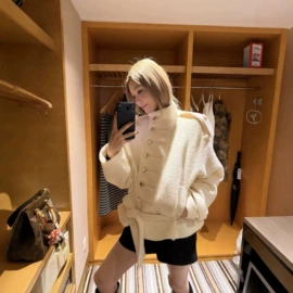 女式毛呢外套;其他短外套;皮草