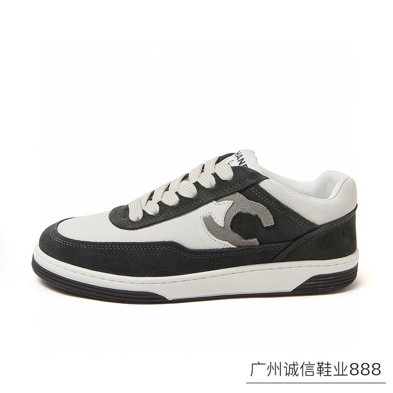 2026 Chanel-Style Casual Sneakers for Women, Autumn and Winter European New Model, Genuine Leather Color-Blocking, Fashionable and Comfortable Sports Shoes 2026 Chanel-Style Casual Sneakers for Women, Autumn and Winter European New Model, Genuine Leather Color-Blocking, Fashionable and Comfortable Sports Shoes