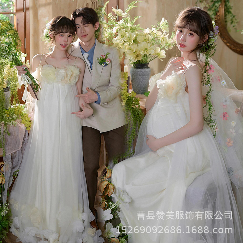 影楼の新型の早春の小清新な妊婦は服を撮影します。