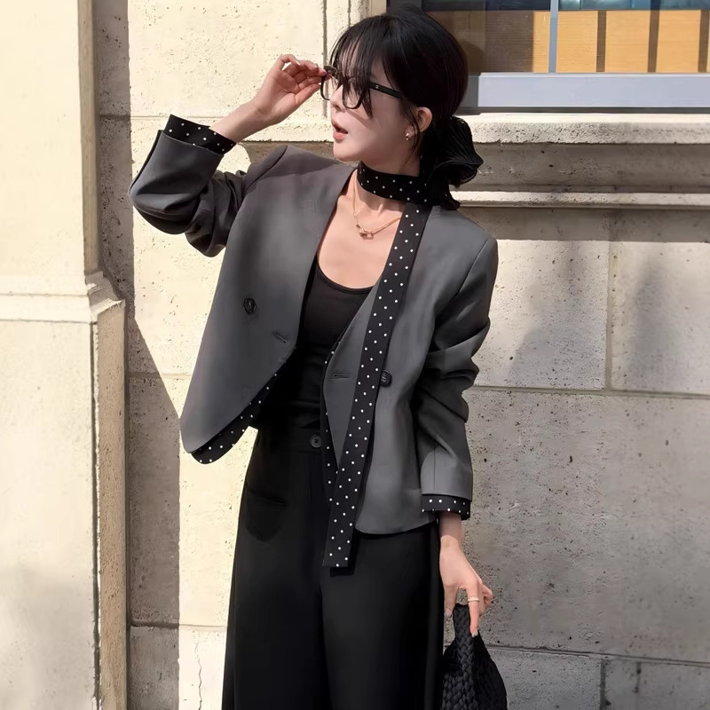 Black V-Neck Blazer for Women with Ribbon, Long Sleeves, Versatile, High-End Feel, Suitable for Work, Summer Thin Style Black V-Neck Blazer for Women with Ribbon, Long Sleeves, Versatile, High-End Feel, Suitable for Work, Summer Thin Style