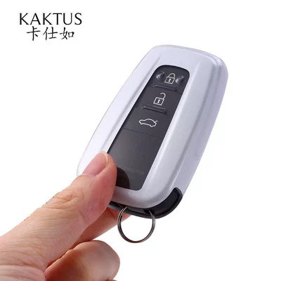 Toyota Camry domineering Prado — Car key bag