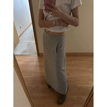 现 2025秋季新款韩国设计师ribb*nbit松弛感后开叉直筒半身裙