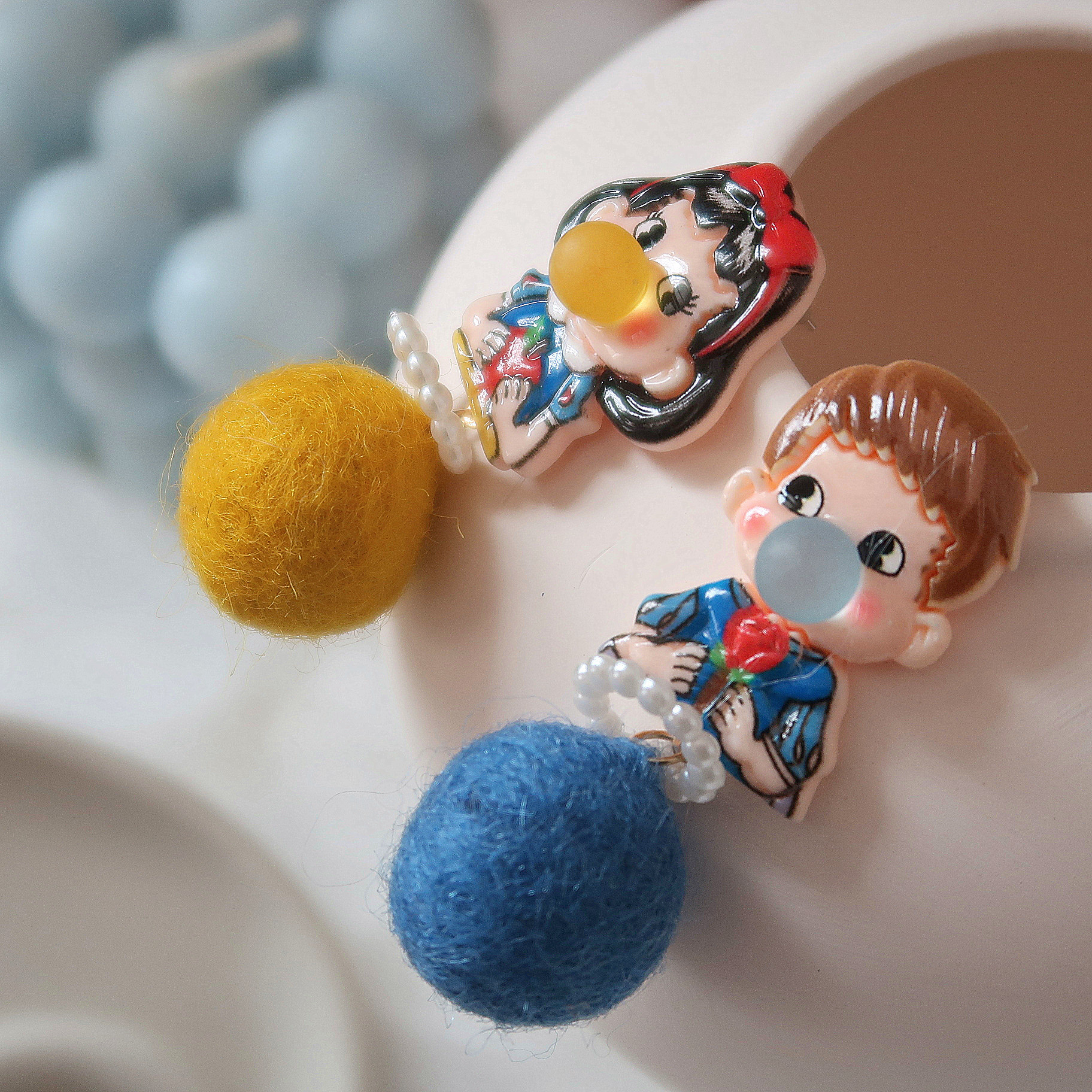 1 Pair Cartoon Style Cute Cartoon Character Resin Drop Earrings display picture 7