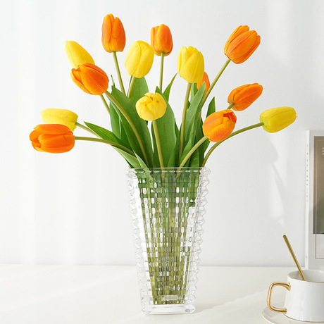 Artificial Tulips Simulated Feel Moisturizing Flower Home Decoration Ornaments F