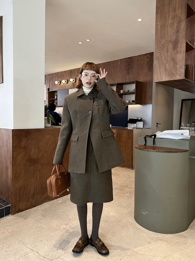 2023-11-27 121843.jpg