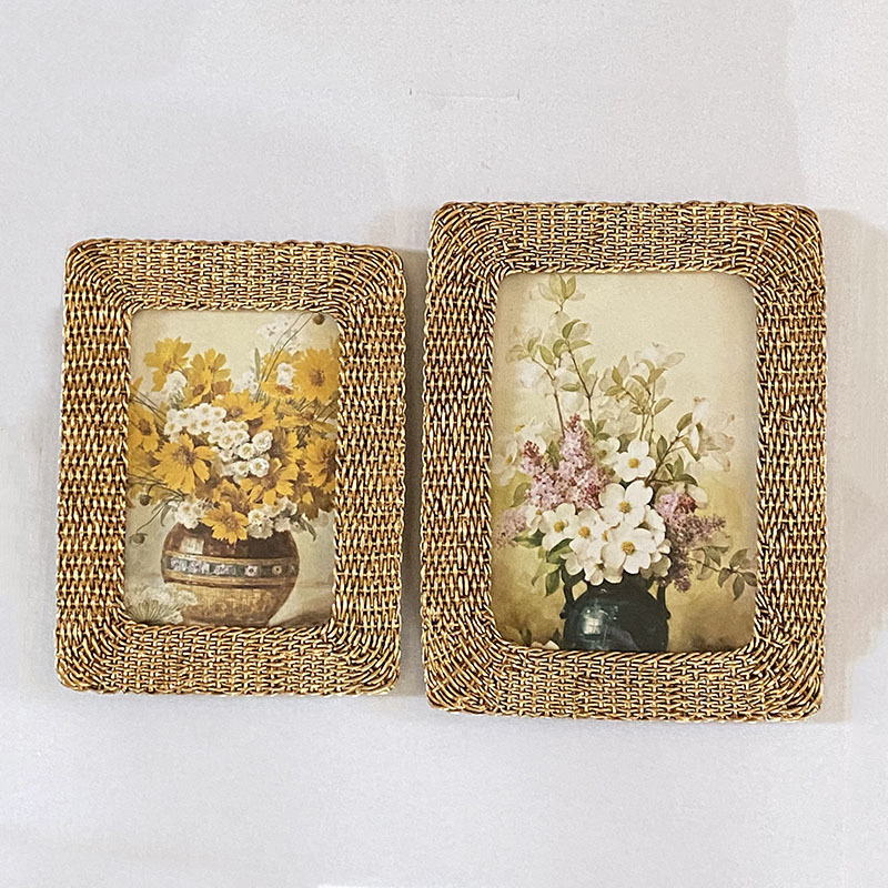 Creative European-Style Minimalist Resin Photo Frame, Golden Rattan Woven Photo Frame, Tabletop Display, Sample Room Home Decoration Creative European-Style Minimalist Resin Photo Frame, Golden Rattan Woven Photo Frame, Tabletop Display, Sample Room Home Decoration