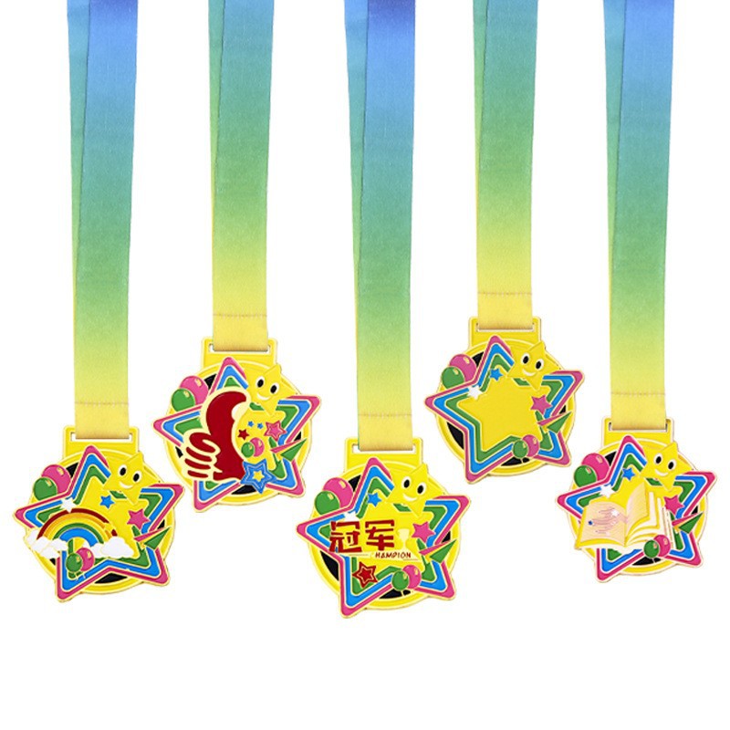 Medalla de oro deportiva bebé oro y plata medalla lista mayorista venta al por mayor descuento juegos infantiles de lectura competencia recompensa