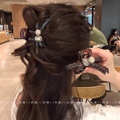 女性2025の新商品の高級感をつかみます。