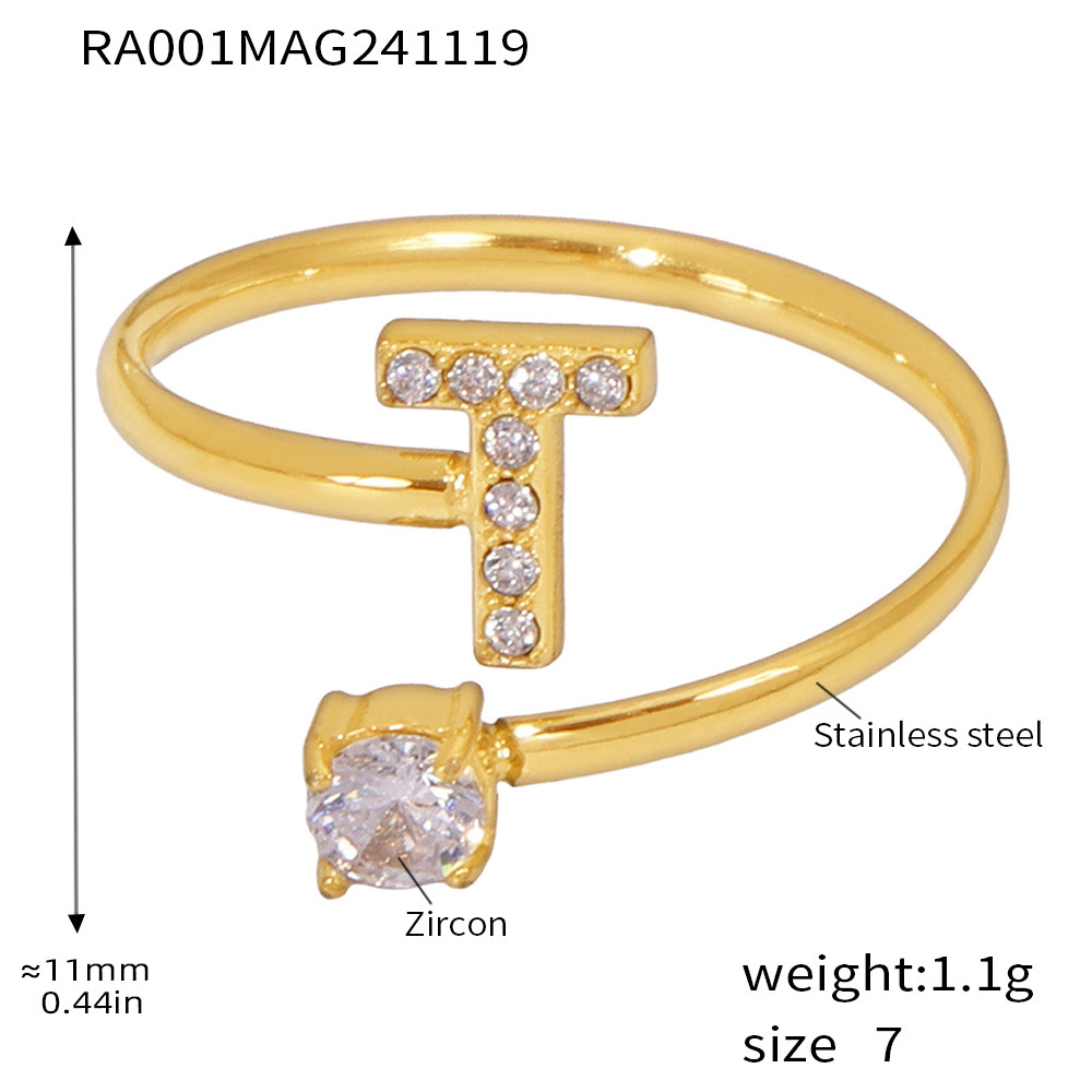 Qiong Yao Titanium Steel 26 letras con incrustaciones de circón Juego de joyas PVD chapado en oro real collar de retención de color pulsera anillo aretes