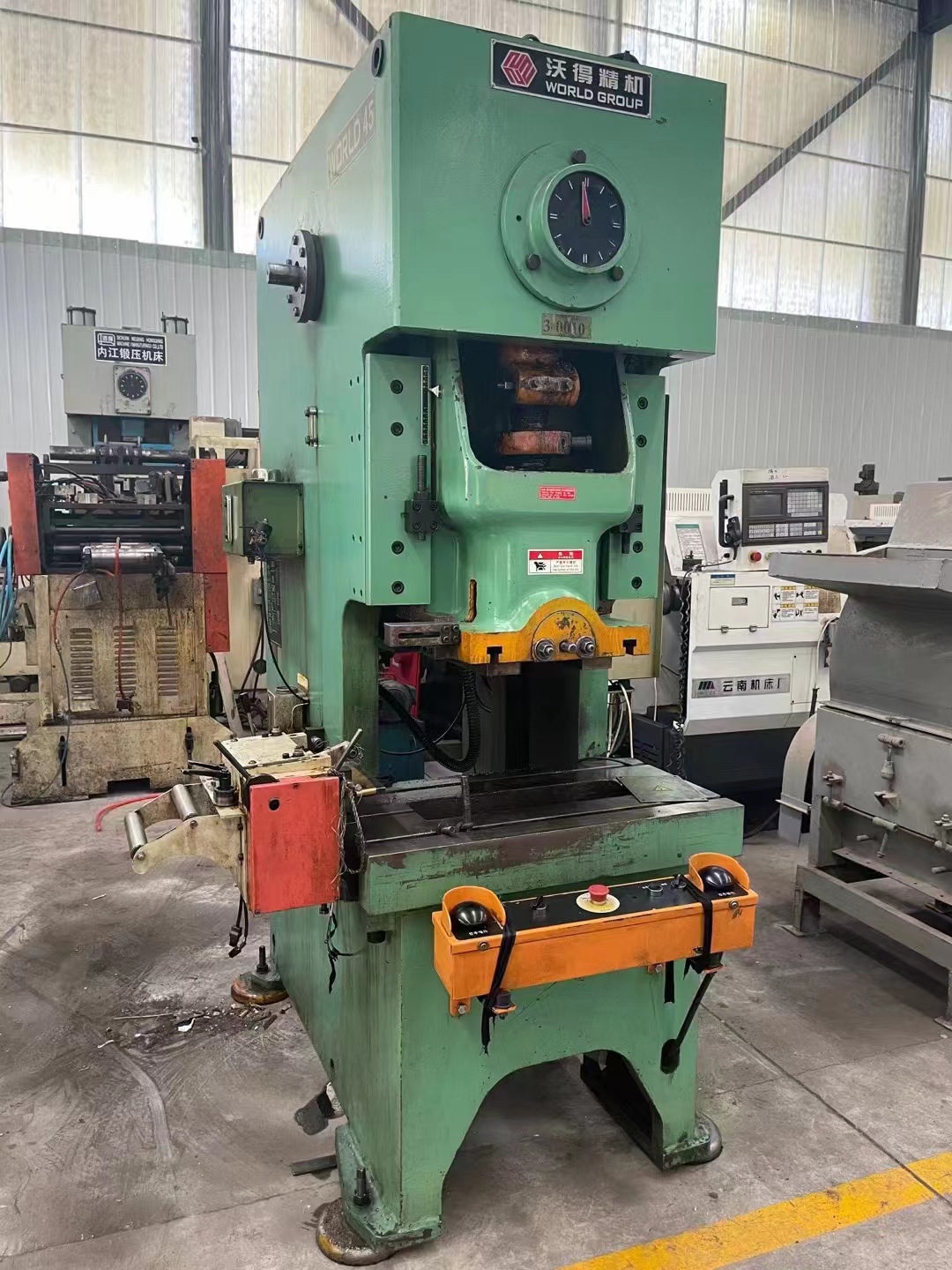 转让二手沃德JH21-45开式固定台压力机重量:3550kg