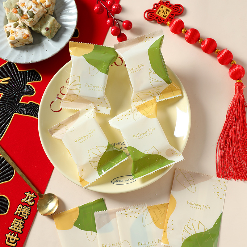 2025 año nuevo serpiente copo de nieve bolsa de embalaje crujiente rojo turrón festivo galletas máquina de hornear hecha a mano bolsa sellada