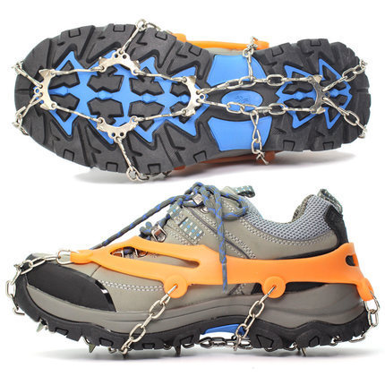 Outdoor 10-Tooth Stainless Steel Ice Grips Anti-Slip Shoe Covers with Snow Claws—Universal Size for Hiking, Fishing, and Use on Snow, Mud, or Icy Surfaces