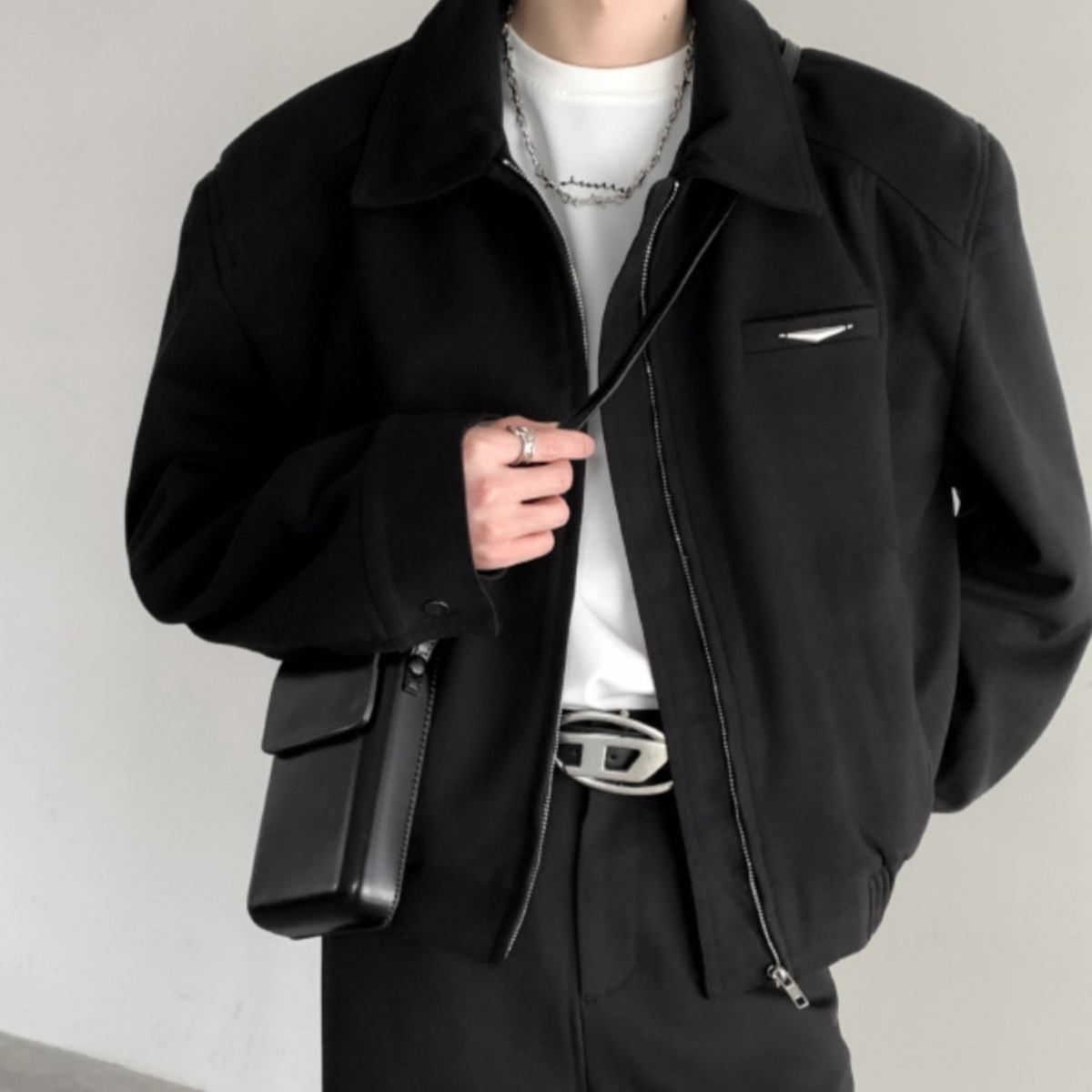 Chaqueta de cuero de motocicleta marrón desgastada casual retro americano Chaqueta de hombro corta con diseño de nicho para hombres Chaqueta de cuello alto