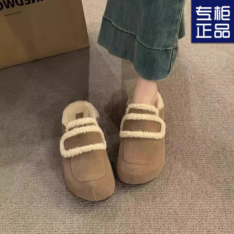 High-End Birkenstock Furry Slippers for Women to Wear Outside 2025 Autumn and Winter New Heightening Thick-Soled Fairy Style One-Line Cotton Slippers High-End Birkenstock Furry Slippers for Women to Wear Outside 2025 Autumn and Winter New Heightening Thick-Soled Fairy Style One-Line Cotton Slippers