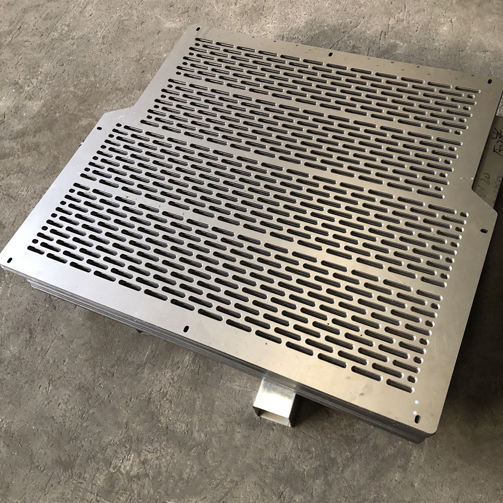 万诺厂家直销条缝儿孔冲孔筛板  带孔铁板加工 长孔腰圆孔冲孔板