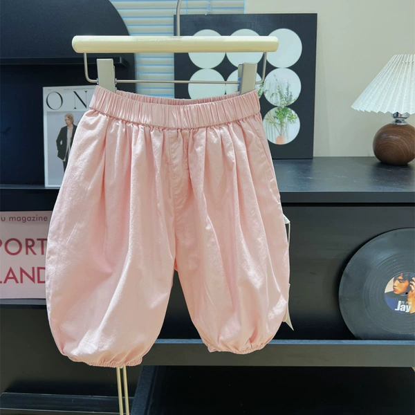 Fuchsia trousers