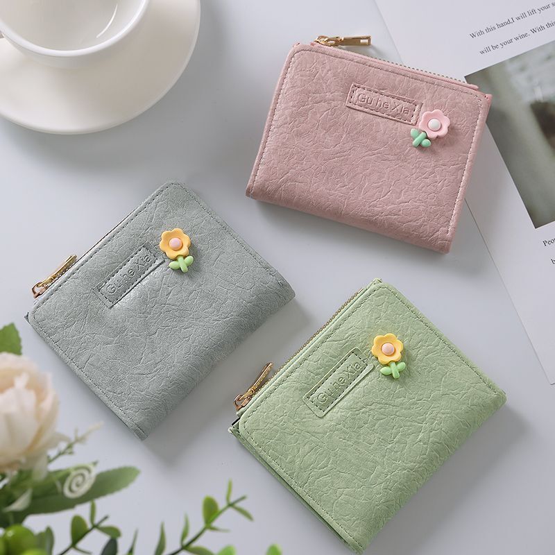 New stylish small wallet, popular on Instagram, for female students, short style, girly, with multiple card slots, card holder, coin purse, all-in-one wallet