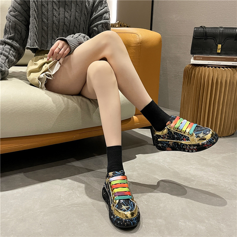 Stazione europea all'inizio della primavera nuove scarpe colorate da donna piene di diamanti Moda tutte abbinate scarpe sportive casual con strass con suola spessa da donna_voghion.com