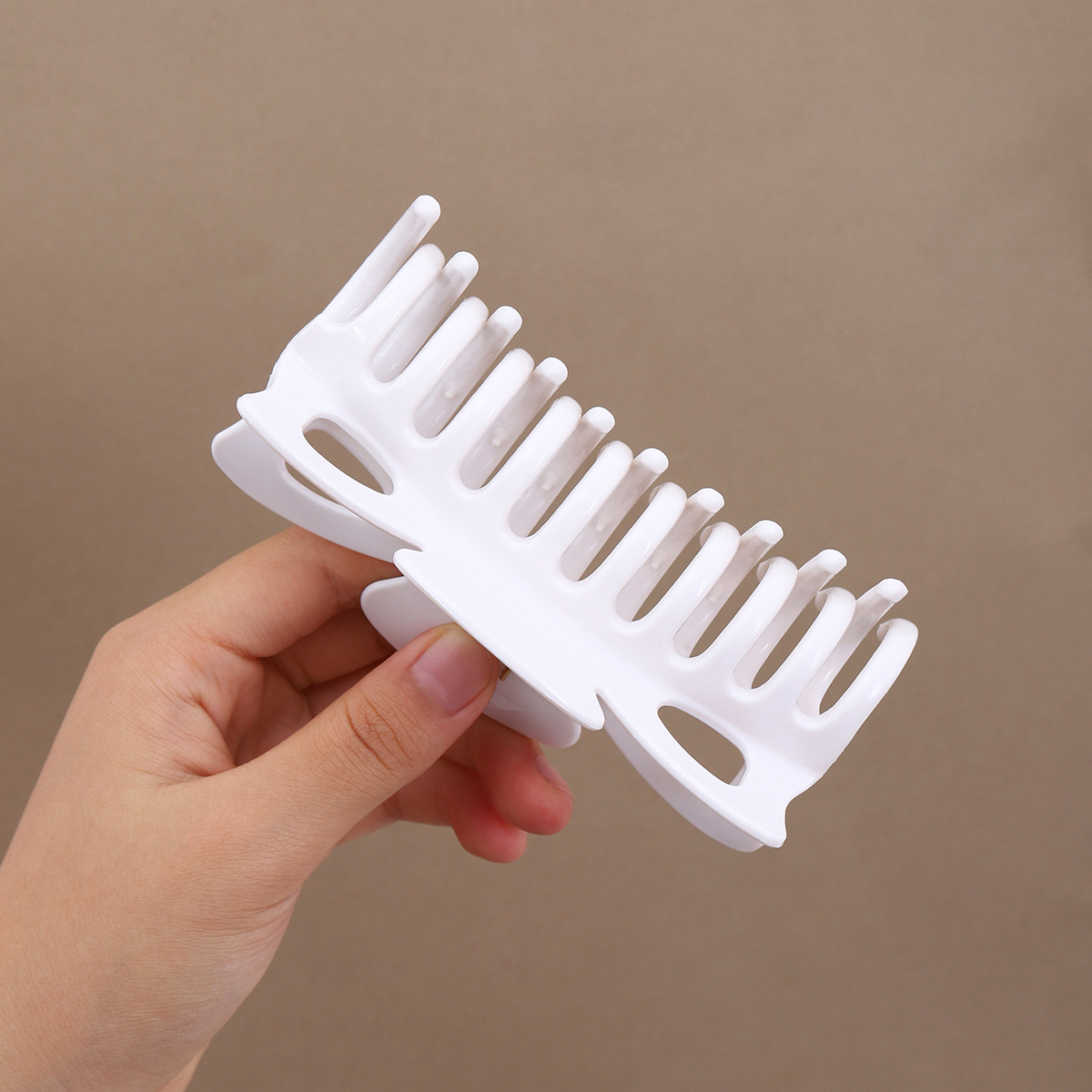 Clip de agarre de silicona suave coreano para niños, clip de tiburón fino, clip de cabello anti-caída grande, clip de cabello anti-fragible, clip de cabello para la cabeza trasera