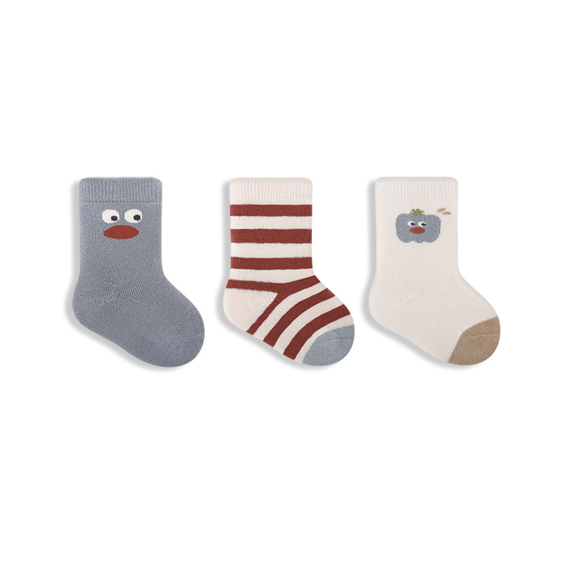 2023 Otoño e Invierno Nuevos calcetines para bebés engrosados Terry infantil recién nacido bebé recién nacido sin hueso calcetines de media pantorrilla