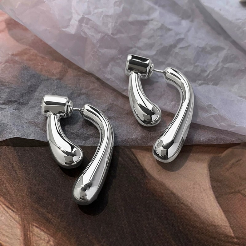 Holiday, Street Occasion Alloy Material Water Droplets Pattern Women's Gender 1 Pair Streetwear Water Droplets Stoving Varnish Alloy Ear Studs