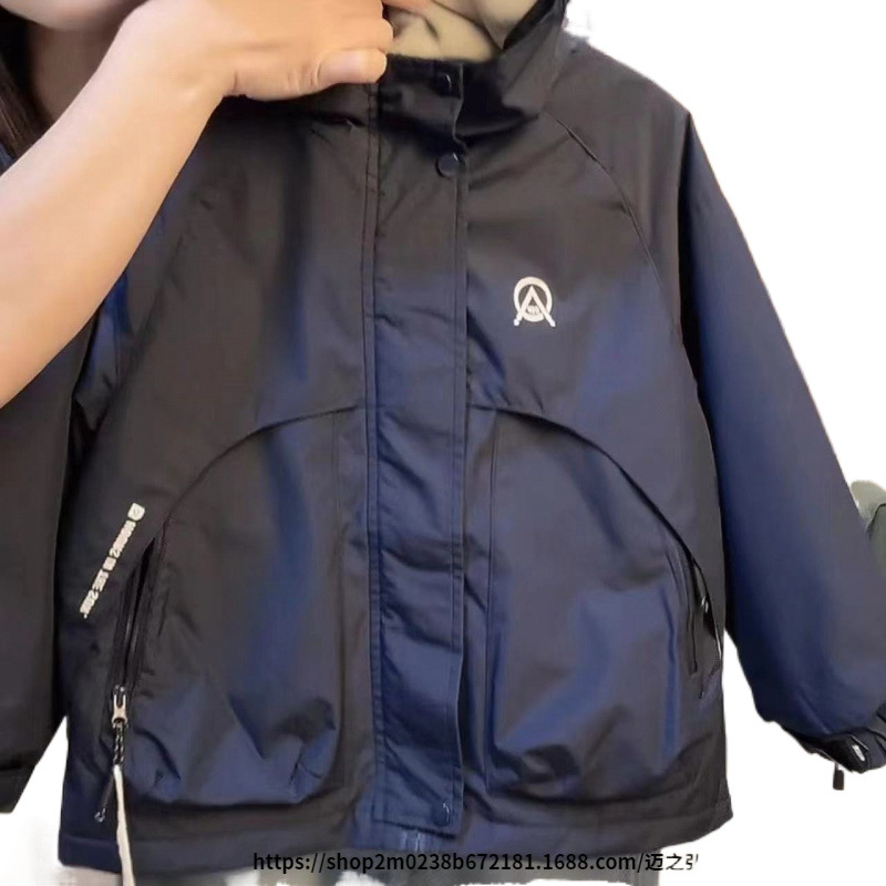 소년 소녀를위한 어린이 벨벳 코트 윈드 브레이커 2024 가을과 겨울 중대형 어린이를위한 새로운 잘 생긴 두꺼운 겨울 옷