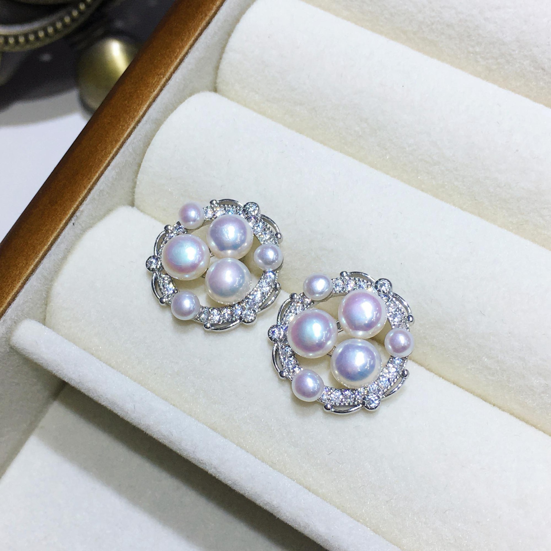 ������������tianȻ��ˮ��������������߰���ѩ���߼��ж�������